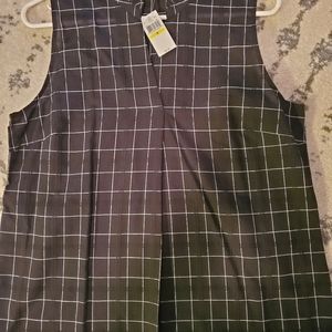 (New)Van heusen top size medium